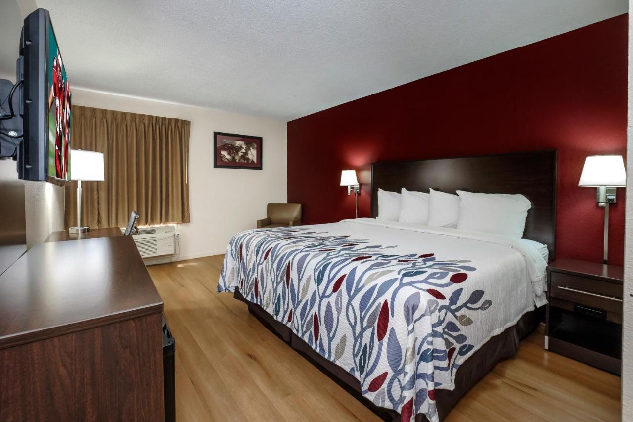 Red Roof Inn Hillsville Buitenkant foto