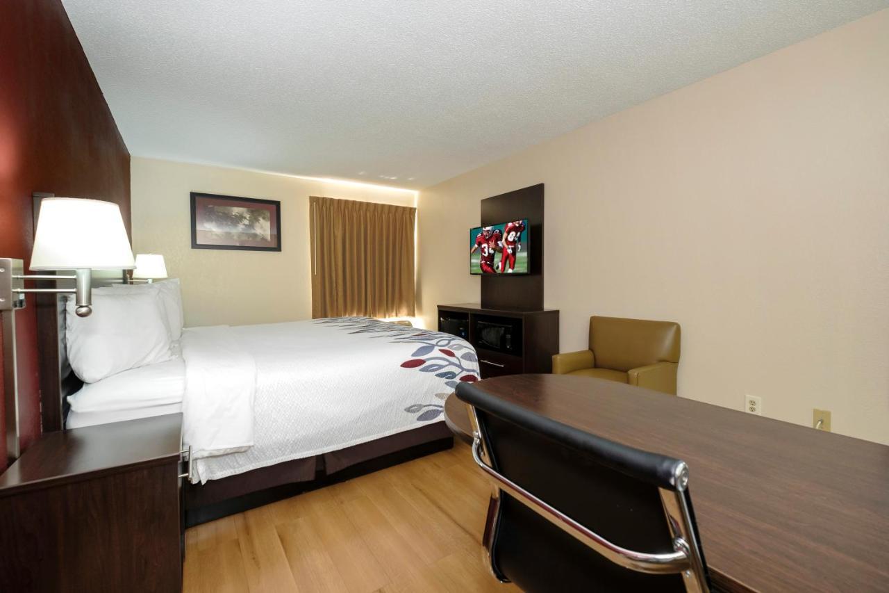 Red Roof Inn Hillsville Buitenkant foto